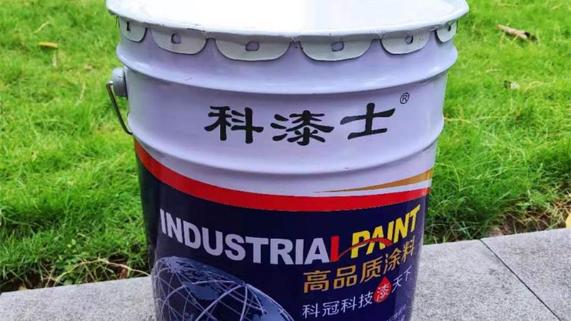 艺术涂料施工工艺较为复杂，需要专业人员进行操作。以下为常见施工步骤：